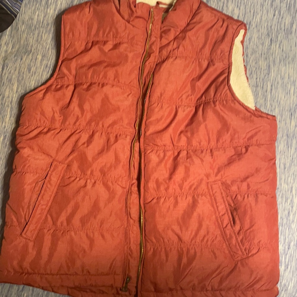Bubble vest with fur